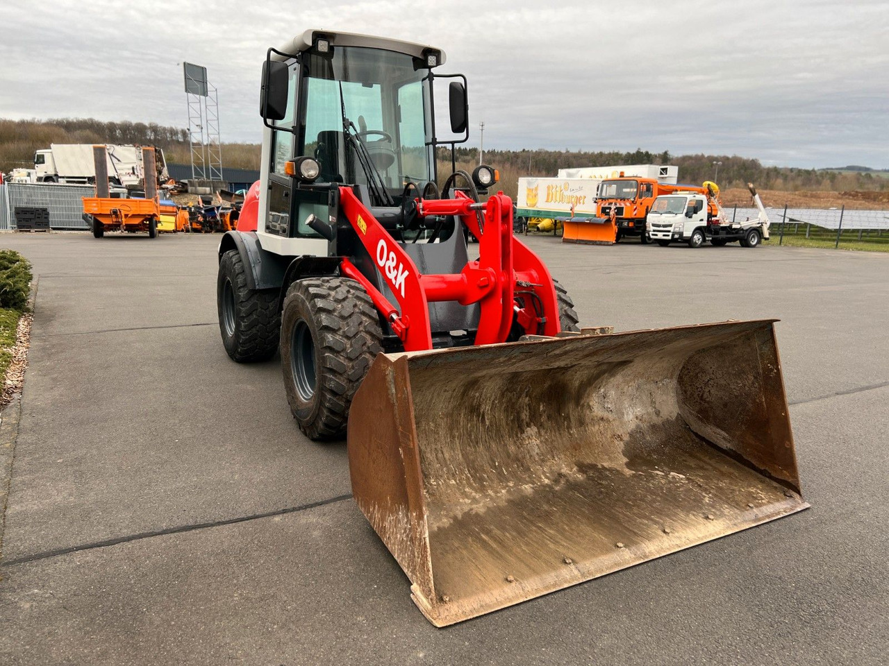 O & K L 8.5 - Schaufel - Palettengabel- 4717 Betriebs O & K L 8.5 - Schaufel - Palettengabel- 4717 Betriebs - Radlader: das Bild 3 O & K L 8.5 - Schaufel - Palettengabel- 4717 Betriebs O & K L 8.5 - Schaufel - Palettengabel- 4717 Betriebs - Radlader: das Bild 3