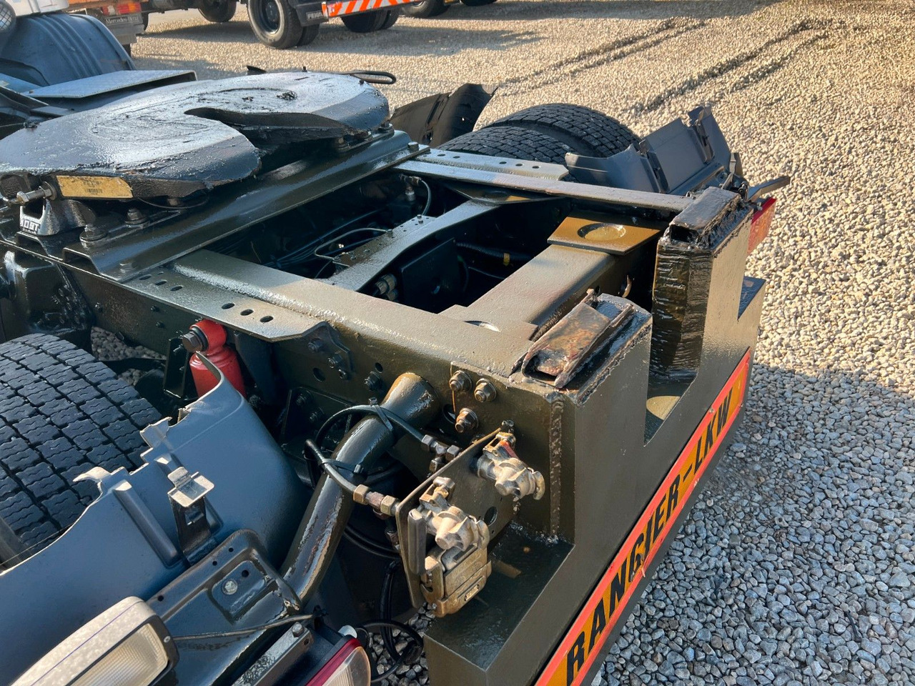 Sattelzugmaschine Scania P 94 GA 4x2 NA 310 Scania P 94 GA 4x2 NA 310: das Bild 6 Sattelzugmaschine Scania P 94 GA 4x2 NA 310 Scania P 94 GA 4x2 NA 310: das Bild 6