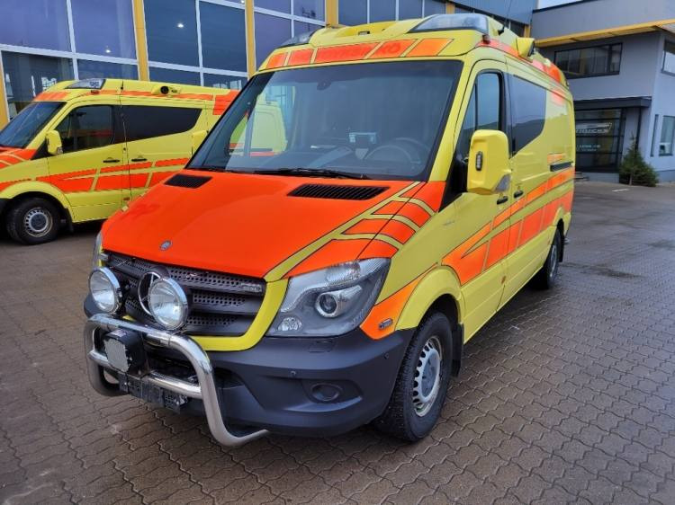 MERCEDES – BENZ SPRINTER 2.2D AMBULANCE (PROFILE) KLIMA 11.2014 EURO 5 - Krankenwagen: das Bild 2 MERCEDES – BENZ SPRINTER 2.2D AMBULANCE (PROFILE) KLIMA 11.2014 EURO 5 - Krankenwagen: das Bild 2