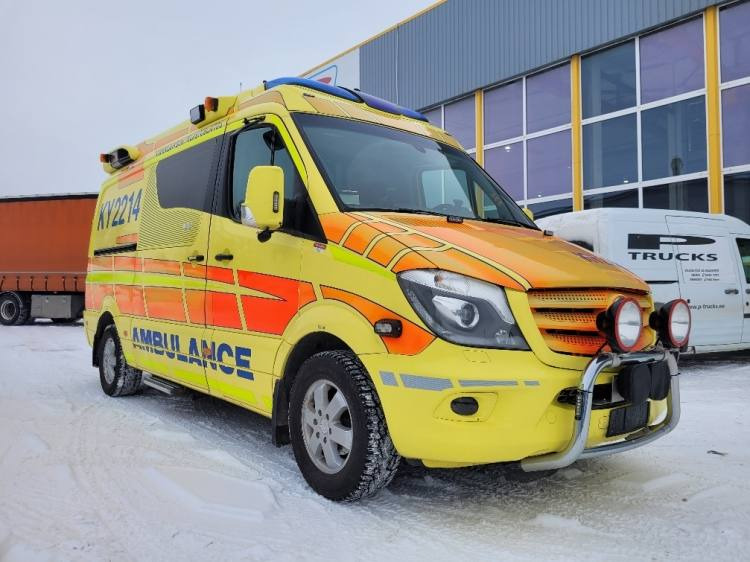MERCEDES – BENZ SPRINTER 3.0D AMBULANCE (TAMLANS) KLIMA, 11.2016, EURO 6 - Krankenwagen: das Bild 1 MERCEDES – BENZ SPRINTER 3.0D AMBULANCE (TAMLANS) KLIMA, 11.2016, EURO 6 - Krankenwagen: das Bild 1