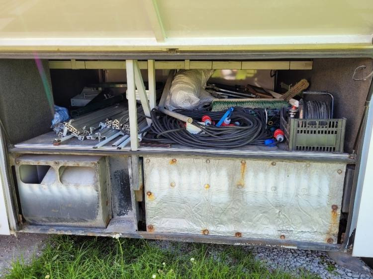 VOLVO B12M BERKHOF AXIAL70 MOTORHOME KLIMA 3.2003 - Reisebus: das Bild 5 VOLVO B12M BERKHOF AXIAL70 MOTORHOME KLIMA 3.2003 - Reisebus: das Bild 5