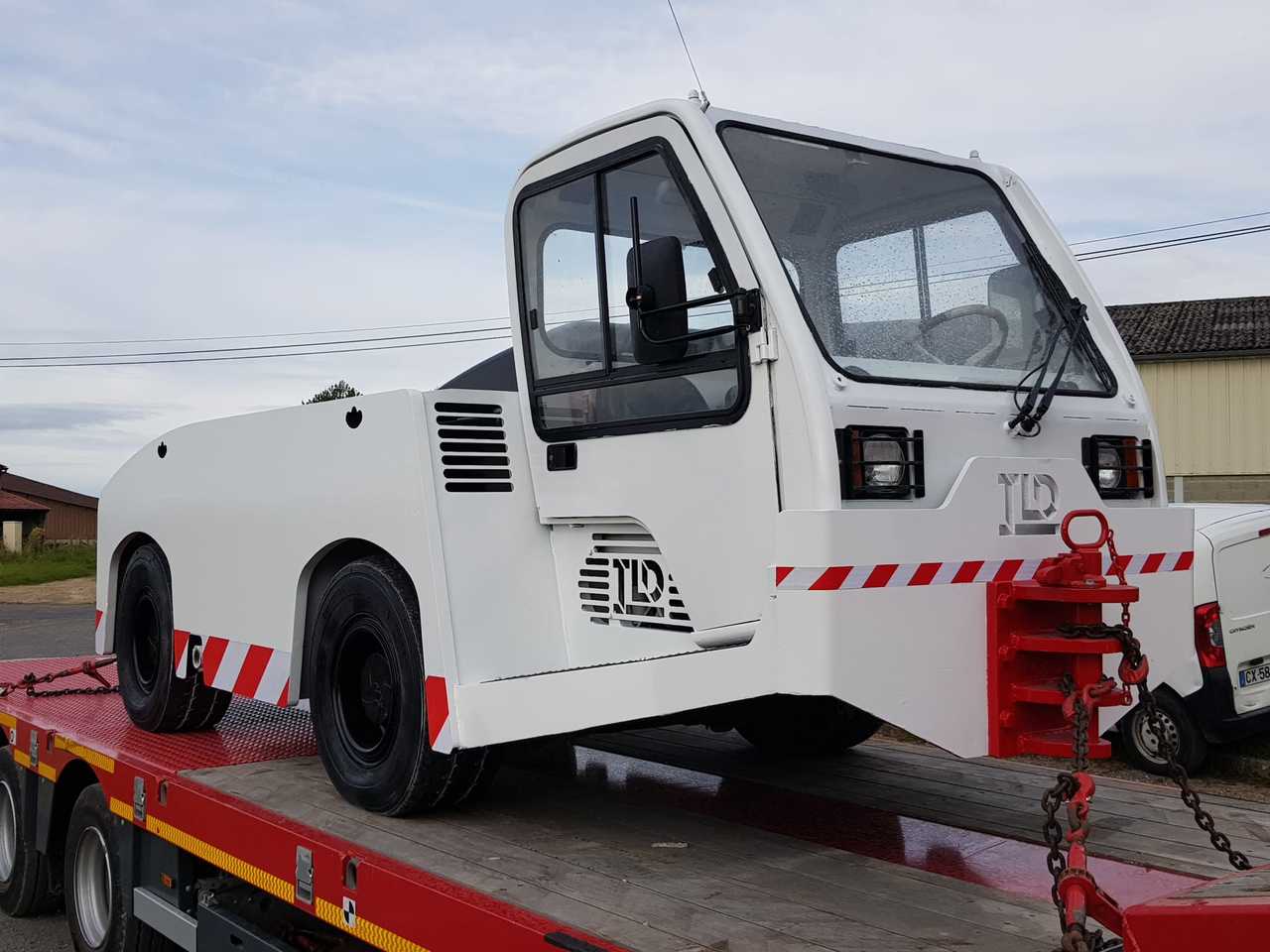 TLD Pushback TMX150-15 - Flugzeugschlepper: das Bild 2 TLD Pushback TMX150-15 - Flugzeugschlepper: das Bild 2