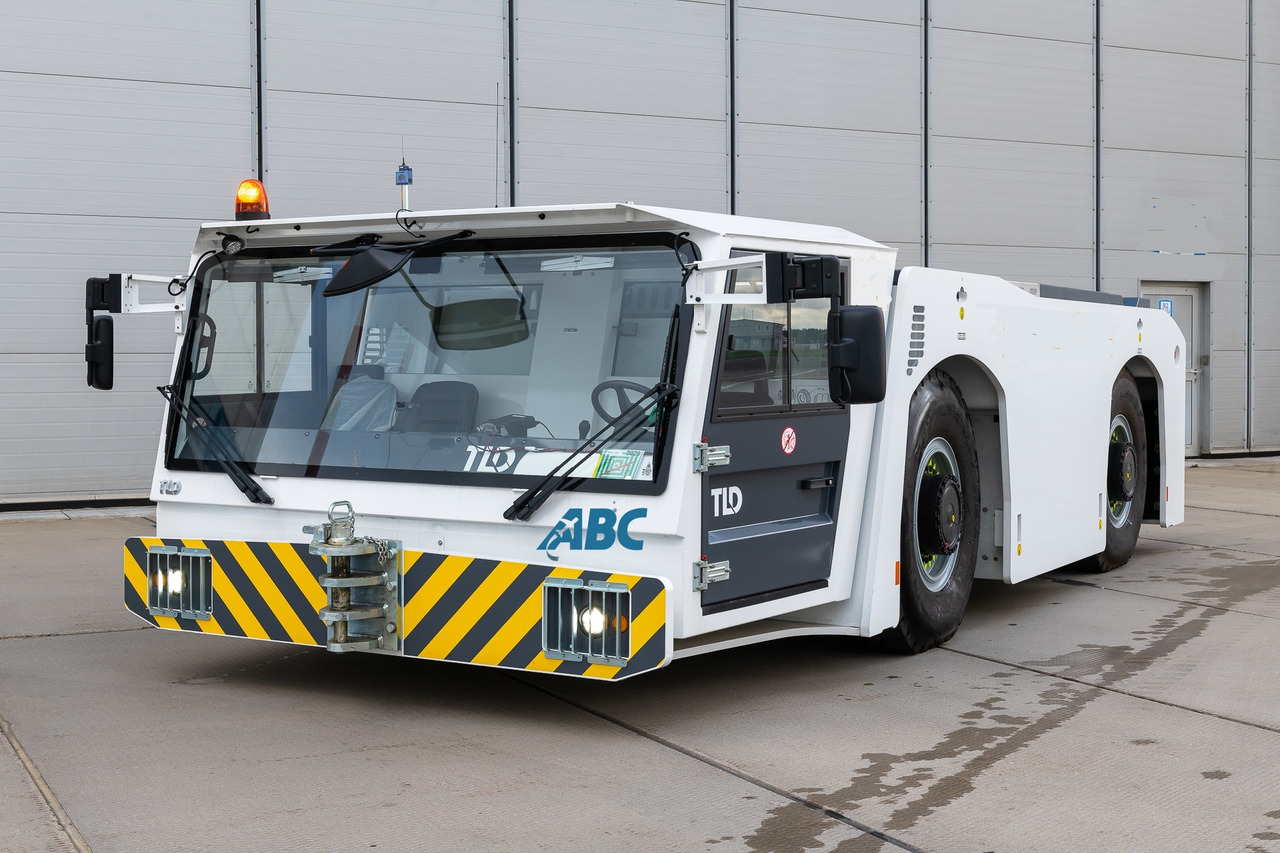 TLD Pushback TMX450 - Flugzeugschlepper: das Bild 2 TLD Pushback TMX450 - Flugzeugschlepper: das Bild 2