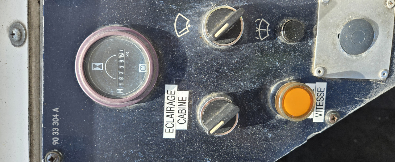 TLD TPX200SF - Flugzeugschlepper: das Bild 4 TLD TPX200SF - Flugzeugschlepper: das Bild 4