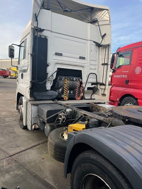 MAN TGA 18.360 TGA18.360 - Sattelzugmaschine: das Bild 4 MAN TGA 18.360 TGA18.360 - Sattelzugmaschine: das Bild 4