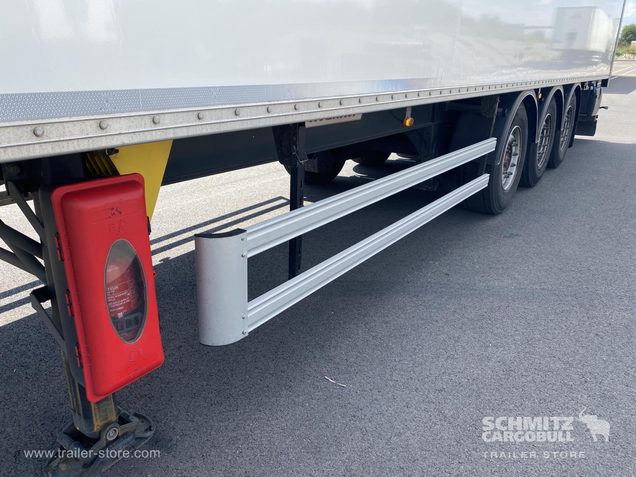 FRUEHAUF Dryfreight Standard Roller shutter door - Koffer Auflieger: das Bild 2 FRUEHAUF Dryfreight Standard Roller shutter door - Koffer Auflieger: das Bild 2