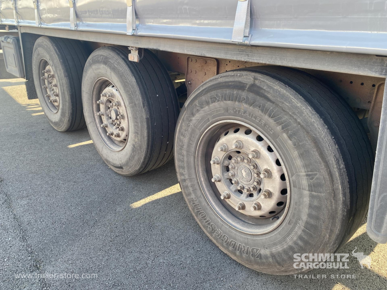 SCHMITZ Curtainsider Standard - Planenauflieger: das Bild 3 SCHMITZ Curtainsider Standard - Planenauflieger: das Bild 3