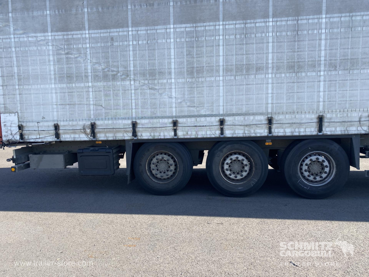 SCHMITZ Curtainsider Standard - Planenauflieger: das Bild 3 SCHMITZ Curtainsider Standard - Planenauflieger: das Bild 3