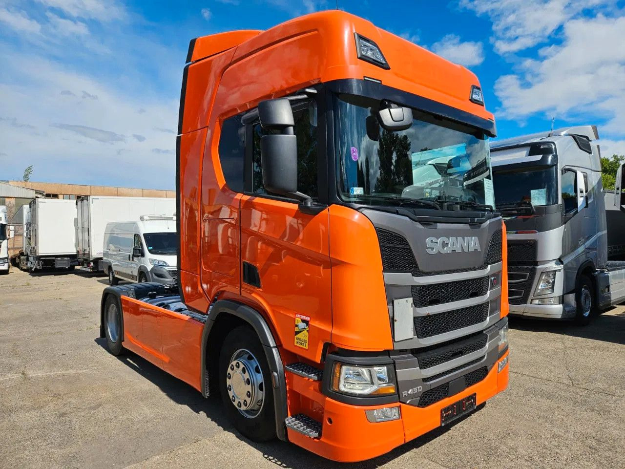 Scania R450 PTO, Standklima, Navi, New Smart2 tachograp - Sattelzugmaschine: das Bild 2 Scania R450 PTO, Standklima, Navi, New Smart2 tachograp - Sattelzugmaschine: das Bild 2