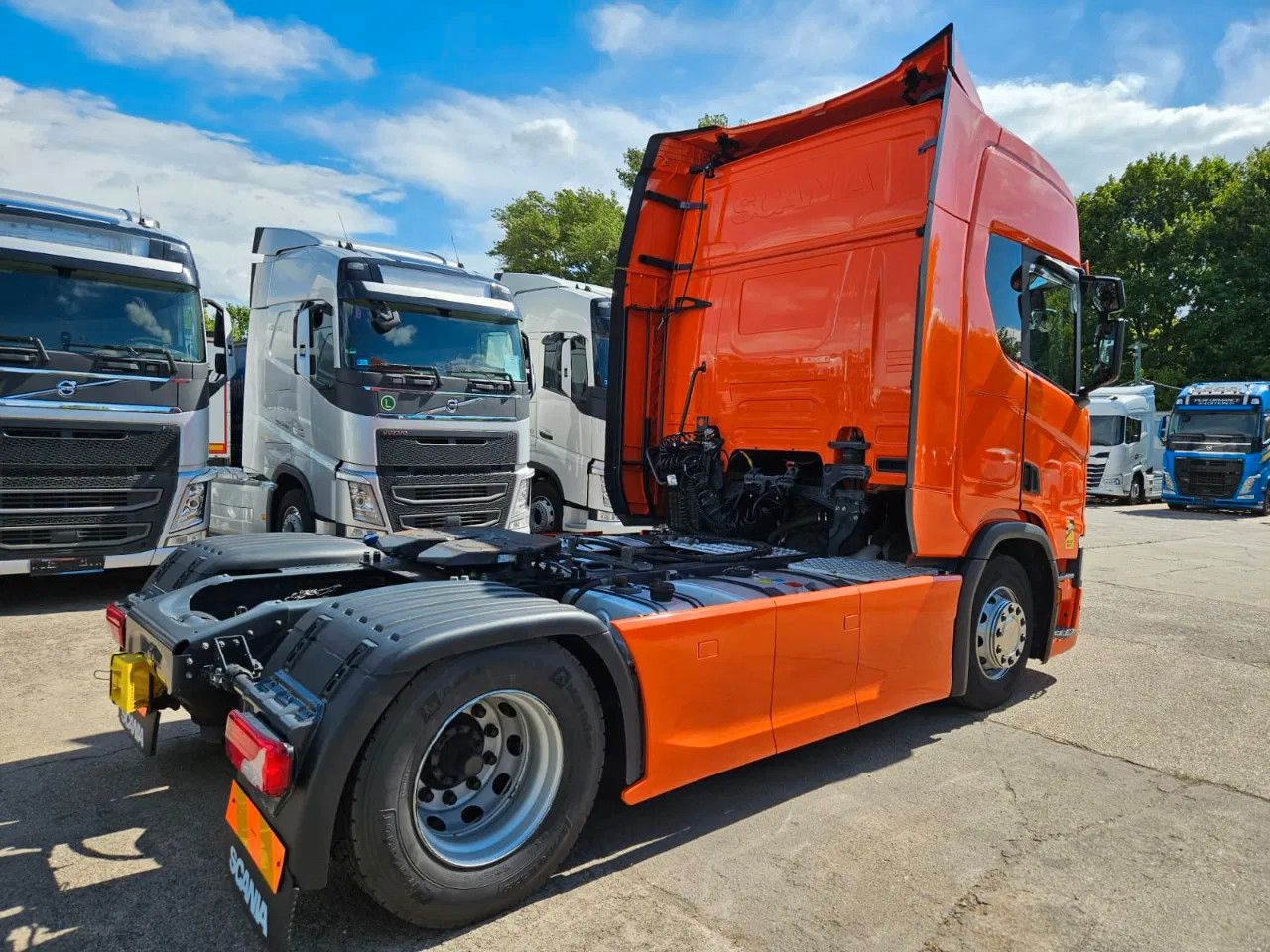 Scania R450 PTO, Standklima, Navi, New Smart2 tachograp - Sattelzugmaschine: das Bild 4 Scania R450 PTO, Standklima, Navi, New Smart2 tachograp - Sattelzugmaschine: das Bild 4