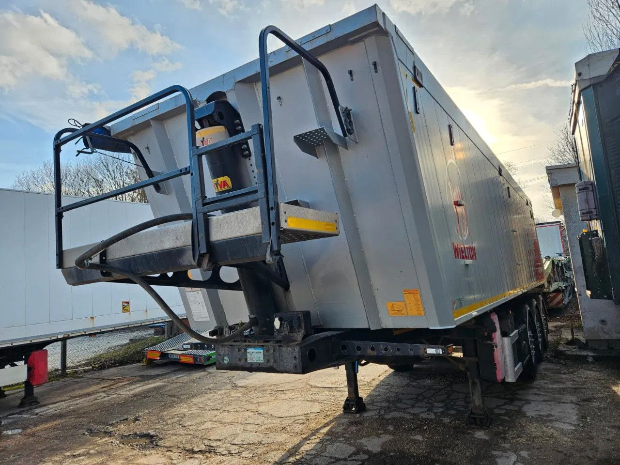 Wielton NW-3 38m3 Lifting Axle, Alloy w. - Kipper Auflieger: das Bild 3 Wielton NW-3 38m3 Lifting Axle, Alloy w. - Kipper Auflieger: das Bild 3