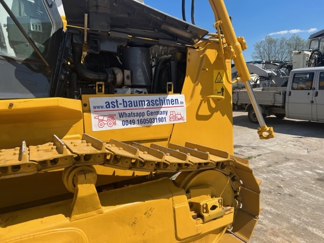 KOMATSU D65EX12 mit Ripperventil - Bulldozer: das Bild 3 KOMATSU D65EX12 mit Ripperventil - Bulldozer: das Bild 3