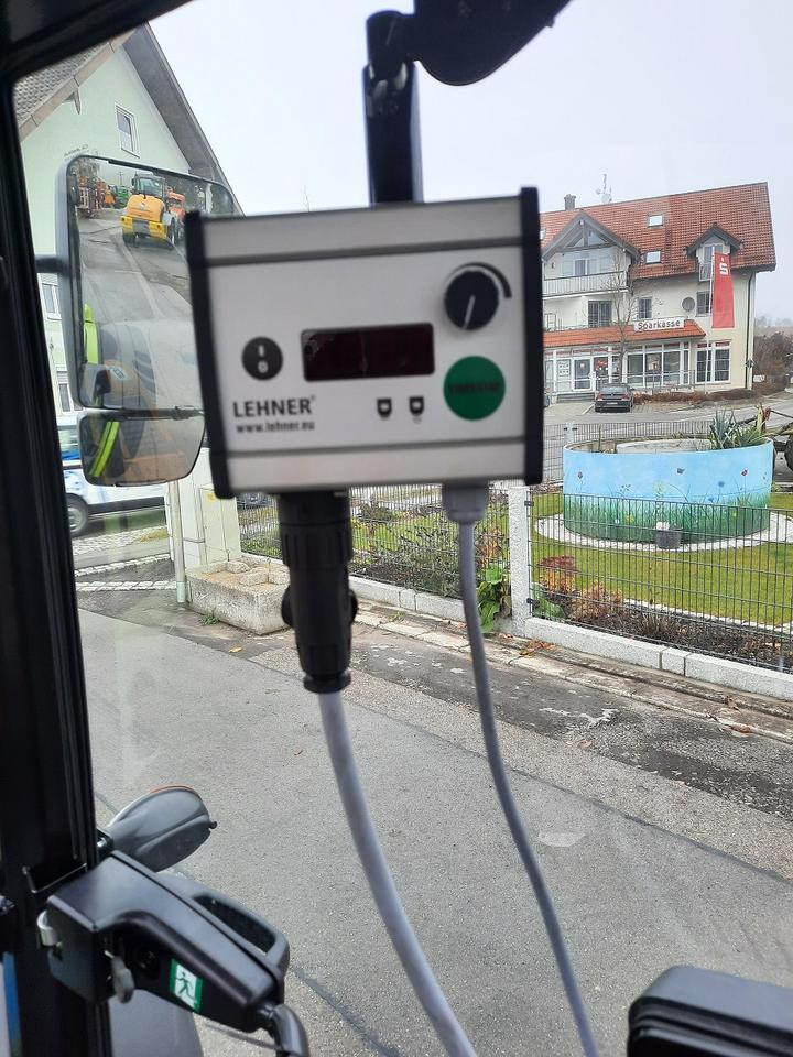 Lehner Polaro 110 Streuer Salzstreuer Radlader Winterdienst JCB - Salzstreuer: das Bild 4 Lehner Polaro 110 Streuer Salzstreuer Radlader Winterdienst JCB - Salzstreuer: das Bild 4