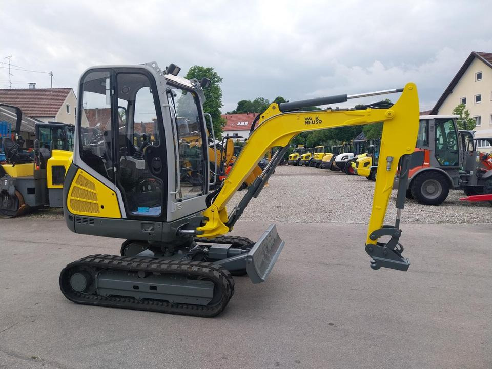 Minibagger Neuson Wacker ET 24 VDS Bagger Kettenbagger - Minibagger: das Bild 3 Minibagger Neuson Wacker ET 24 VDS Bagger Kettenbagger - Minibagger: das Bild 3
