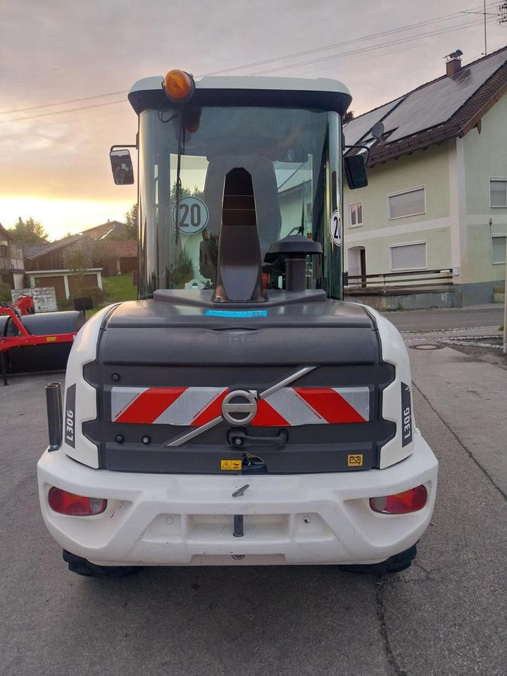 Radlader Volvo L 30 G Hoflader Lader Schaufellader 25 35 20 - Hoflader: das Bild 4 Radlader Volvo L 30 G Hoflader Lader Schaufellader 25 35 20 - Hoflader: das Bild 4