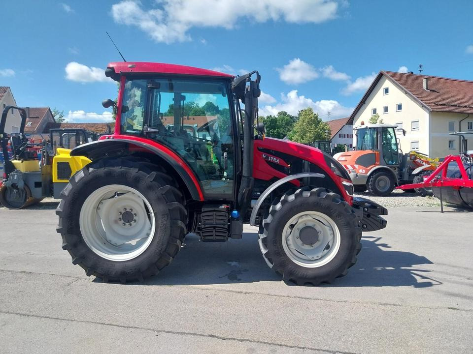 Valtra A85 Schlepper Traktor Bulldog - Traktor: das Bild 4 Valtra A85 Schlepper Traktor Bulldog - Traktor: das Bild 4