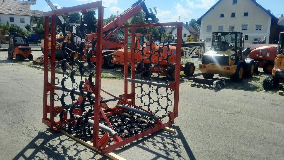 Wiesenschleppe neu kaufen Wiesenegge 6 - 8m Wiesenstriegel Wiesenschleppe Traktor Egge: das Bild 14 Wiesenschleppe neu kaufen Wiesenegge 6 - 8m Wiesenstriegel Wiesenschleppe Traktor Egge: das Bild 14