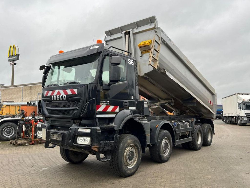 Iveco TRACKER AD450TW 4 Achs Muldenkipper Meiller - Kipper: das Bild 1 Iveco TRACKER AD450TW 4 Achs Muldenkipper Meiller - Kipper: das Bild 1