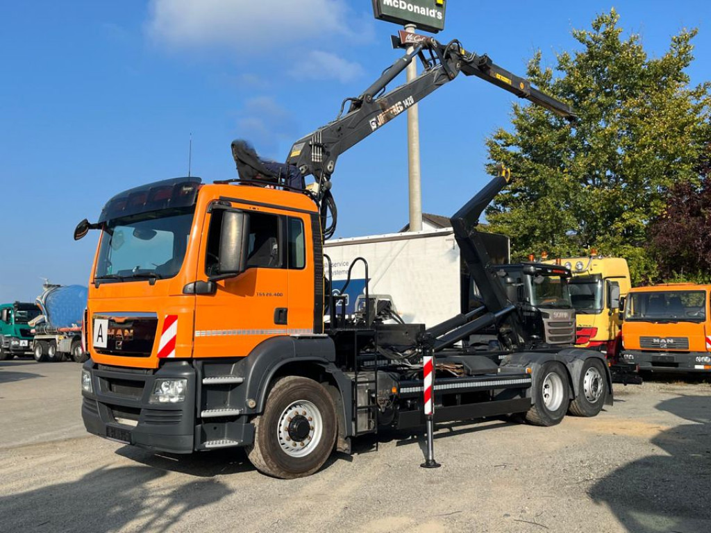 MAN MAN TG-S Abrollkipper mit Kran 26.400 6x4H-2 BL Lift/Lenk - Abrollkipper, Autokran: das Bild 1 MAN MAN TG-S Abrollkipper mit Kran 26.400 6x4H-2 BL Lift/Lenk - Abrollkipper, Autokran: das Bild 1