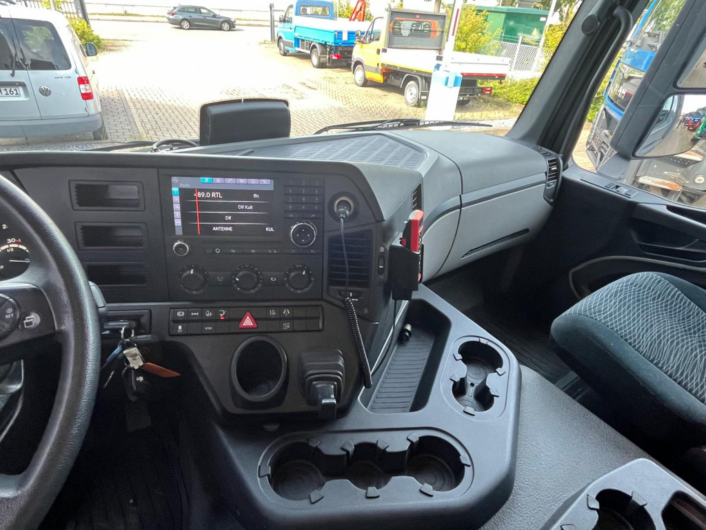 MERCEDES-BENZ Antos 1830 L nR 4x2 Standardkoffer LBW LBW 2to+Funk - Koffer LKW: das Bild 4 MERCEDES-BENZ Antos 1830 L nR 4x2 Standardkoffer LBW LBW 2to+Funk - Koffer LKW: das Bild 4