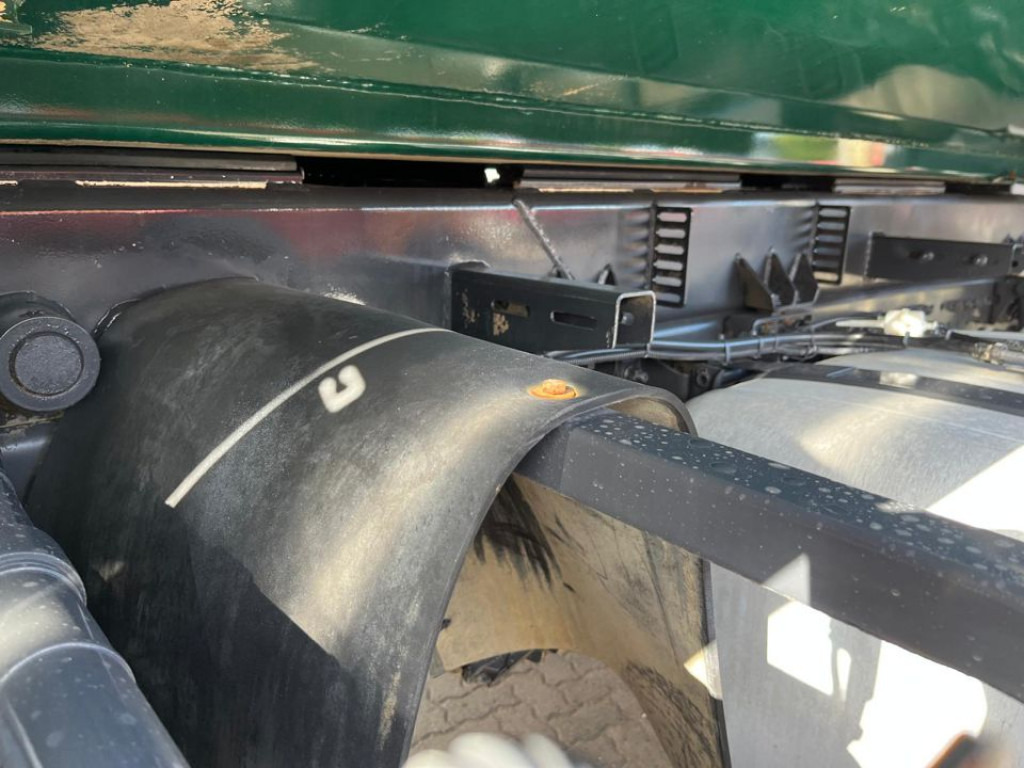 MERCEDES-BENZ Arocs 4145 8x8 4 Achs Muldenkipper Meiller - Kipper: das Bild 4 MERCEDES-BENZ Arocs 4145 8x8 4 Achs Muldenkipper Meiller - Kipper: das Bild 4