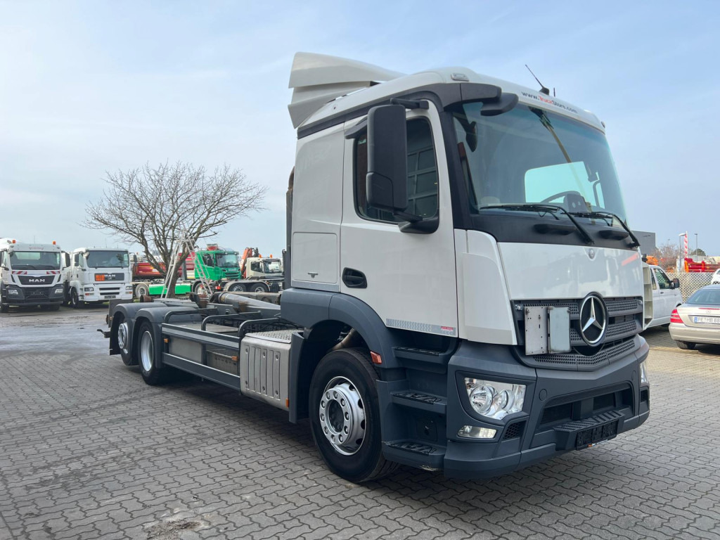 MERCEDES-BENZ Mercedes-Benz Actros neu Abrollkipper 2543 L 6x2 Meiller Funk - Abrollkipper: das Bild 2 MERCEDES-BENZ Mercedes-Benz Actros neu Abrollkipper 2543 L 6x2 Meiller Funk - Abrollkipper: das Bild 2