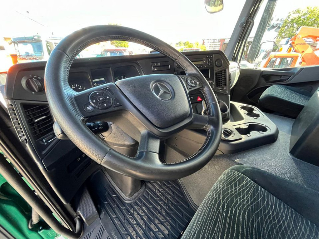 MERCEDES-BENZ Mercedes-Benz Arocs 4 Achs Muldenkipper 4145 8x8 Meiller - Kipper: das Bild 5 MERCEDES-BENZ Mercedes-Benz Arocs 4 Achs Muldenkipper 4145 8x8 Meiller - Kipper: das Bild 5