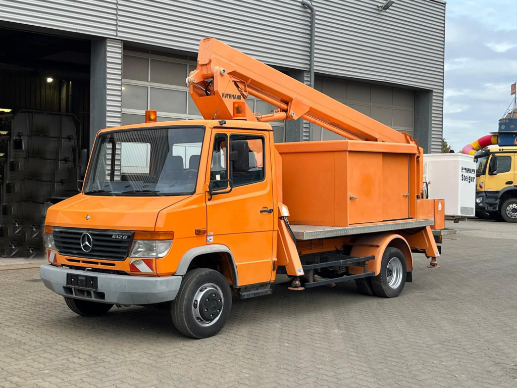 MERCEDES-BENZ Mercedes-Benz Vario Hubarbeitsbühne 612 D Arbeitshöhe 18m - LKW mit Arbeitsbühne: das Bild 1 MERCEDES-BENZ Mercedes-Benz Vario Hubarbeitsbühne 612 D Arbeitshöhe 18m - LKW mit Arbeitsbühne: das Bild 1