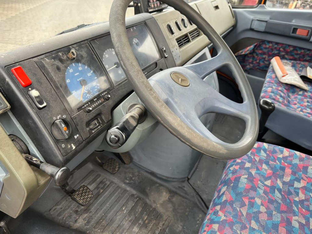 MERCEDES-BENZ Mercedes-Benz Vario Hubarbeitsbühne 612 D Arbeitshöhe 18m - LKW mit Arbeitsbühne: das Bild 5 MERCEDES-BENZ Mercedes-Benz Vario Hubarbeitsbühne 612 D Arbeitshöhe 18m - LKW mit Arbeitsbühne: das Bild 5