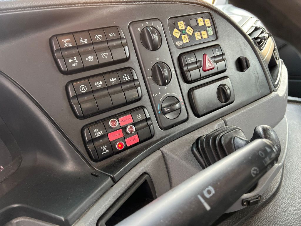 Kipper, Autokran Mercedes-Benz Actros 1841 K 2-Achs Kipper Kran Funk/2xhydr+Gre Mercedes-Benz Actros 1841 K 2-Achs Kipper Kran Funk/2xhydr+Gre: das Bild 7
