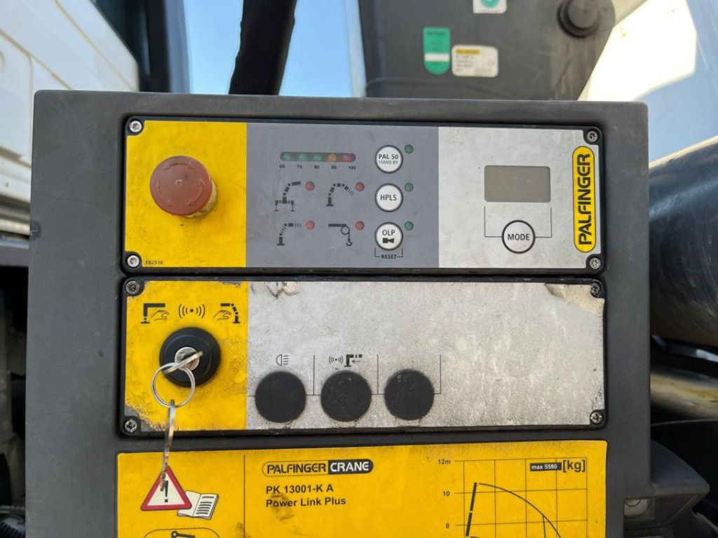 Kipper, Autokran Mercedes-Benz Actros 1841 K 2-Achs Kipper Kran Funk/2xhydr+Gre Mercedes-Benz Actros 1841 K 2-Achs Kipper Kran Funk/2xhydr+Gre: das Bild 10