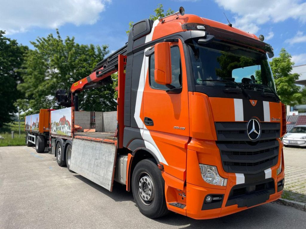 Mercedes-Benz Actros 2648 L 6x2 Pritsche Heckkran 4xhydr.Aussc - Autokran: das Bild 2 Mercedes-Benz Actros 2648 L 6x2 Pritsche Heckkran 4xhydr.Aussc - Autokran: das Bild 2