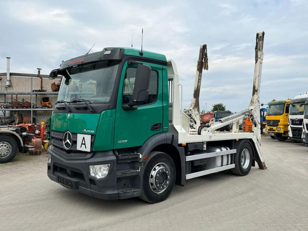 Mercedes-Benz Antos 1835 L 4x2 Absetzkipper VDL, Euro 6 - Absetzkipper: das Bild 1 Mercedes-Benz Antos 1835 L 4x2 Absetzkipper VDL, Euro 6 - Absetzkipper: das Bild 1