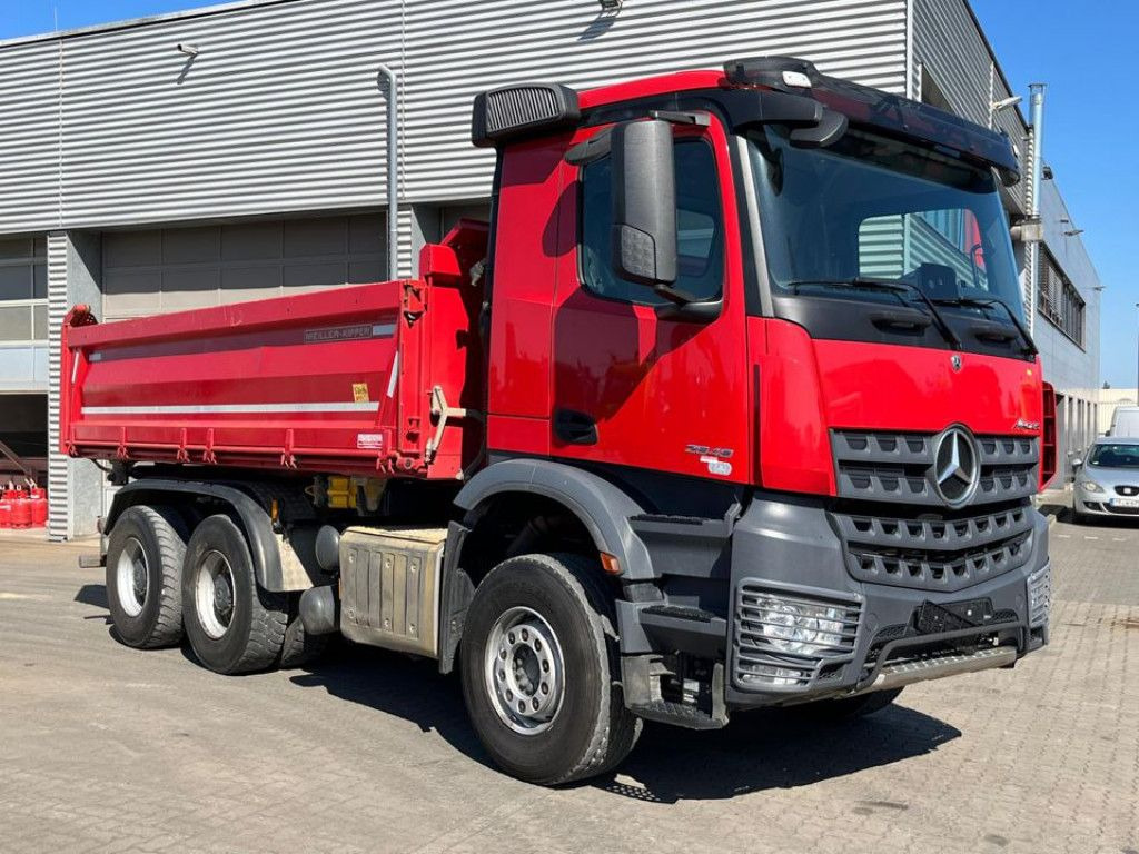Mercedes-Benz Arocs 2648 6x4 3-Achs Kipper Bordmatik - Kipper: das Bild 2 Mercedes-Benz Arocs 2648 6x4 3-Achs Kipper Bordmatik - Kipper: das Bild 2