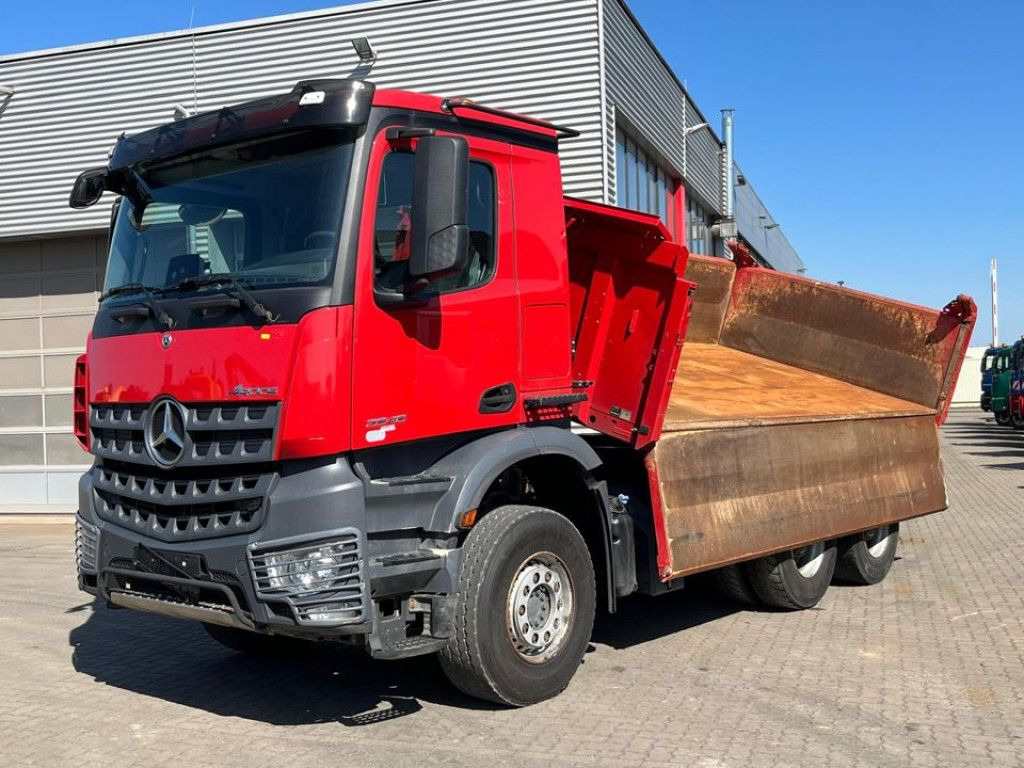 Mercedes-Benz Arocs 2648 6x4 3-Achs Kipper Bordmatik - Kipper: das Bild 1 Mercedes-Benz Arocs 2648 6x4 3-Achs Kipper Bordmatik - Kipper: das Bild 1