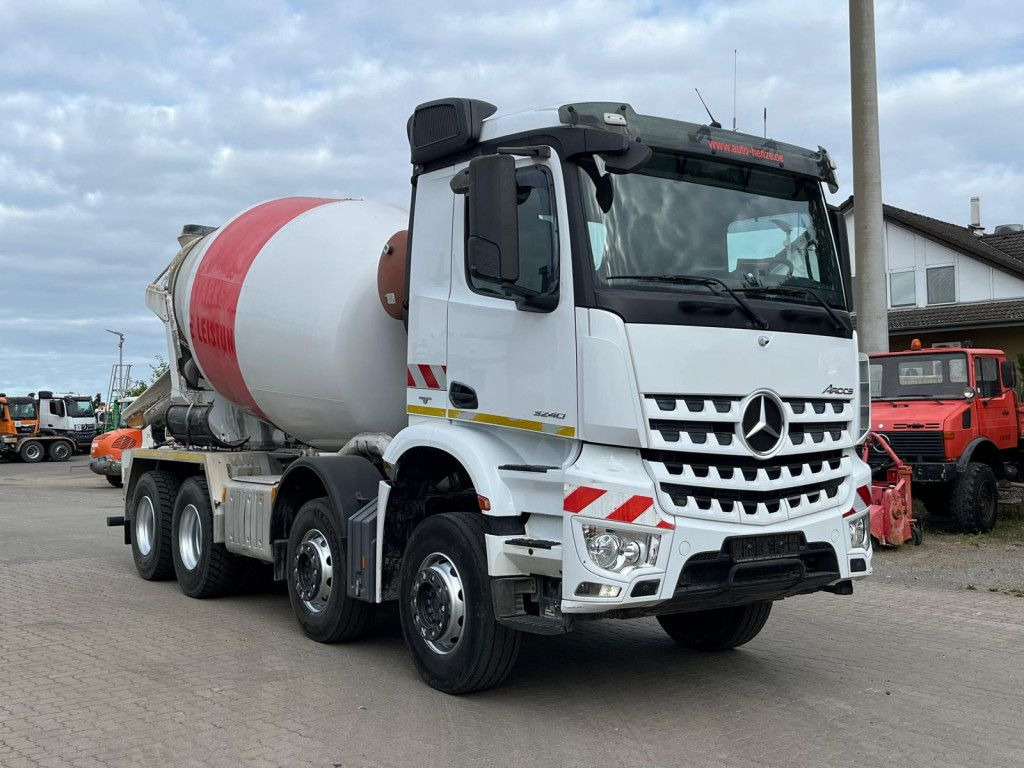 Mercedes-Benz Arocs 3240 B 8x4 Betonmischer - Fahrmischer: das Bild 2 Mercedes-Benz Arocs 3240 B 8x4 Betonmischer - Fahrmischer: das Bild 2