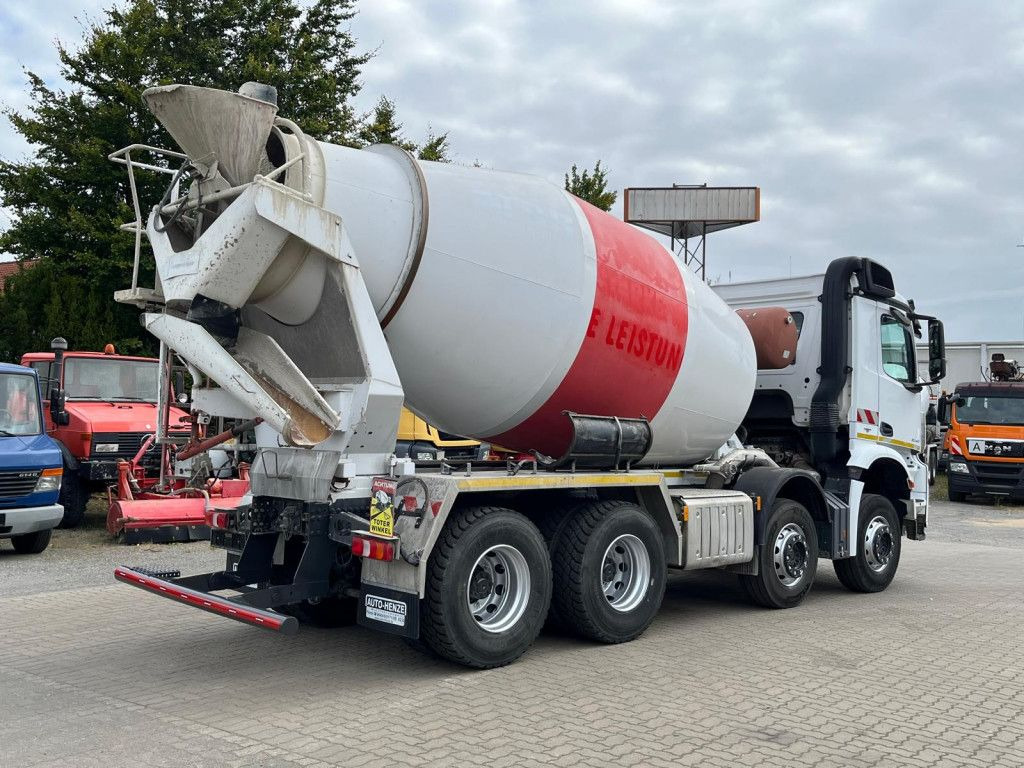 Mercedes-Benz Arocs 3240 B 8x4 Betonmischer - Fahrmischer: das Bild 5 Mercedes-Benz Arocs 3240 B 8x4 Betonmischer - Fahrmischer: das Bild 5