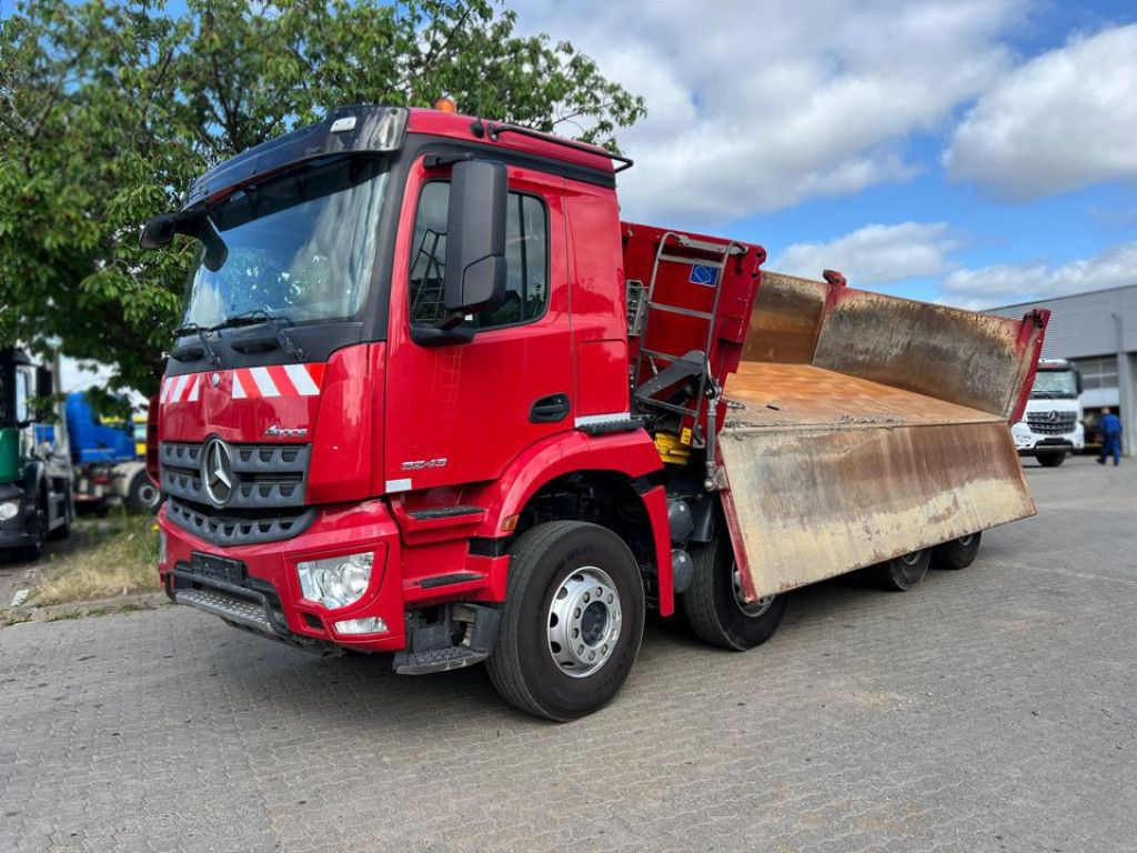 Mercedes-Benz Arocs 3243 8x4 4-Achs Kipper Bordmatik - Kipper: das Bild 1 Mercedes-Benz Arocs 3243 8x4 4-Achs Kipper Bordmatik - Kipper: das Bild 1