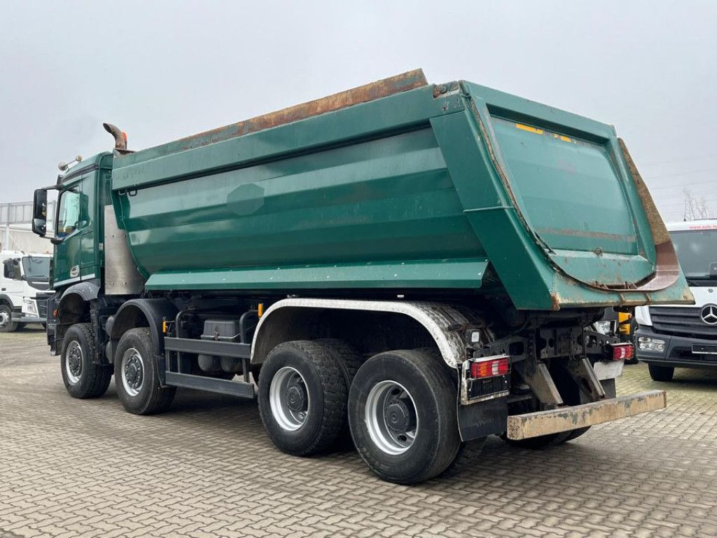 Mercedes-Benz Arocs 4145 8x8 4 Achs Muldenkipper Meiller - Kipper: das Bild 3 Mercedes-Benz Arocs 4145 8x8 4 Achs Muldenkipper Meiller - Kipper: das Bild 3