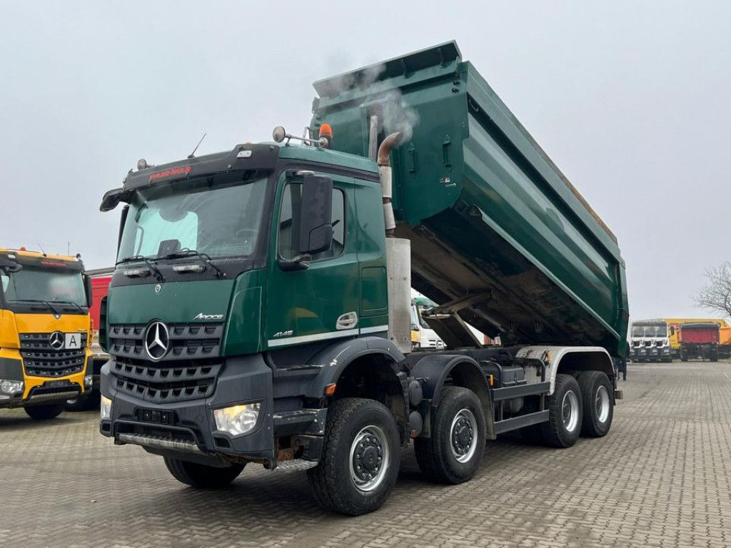Mercedes-Benz Arocs 4145 8x8 4 Achs Muldenkipper Meiller - Kipper: das Bild 1 Mercedes-Benz Arocs 4145 8x8 4 Achs Muldenkipper Meiller - Kipper: das Bild 1