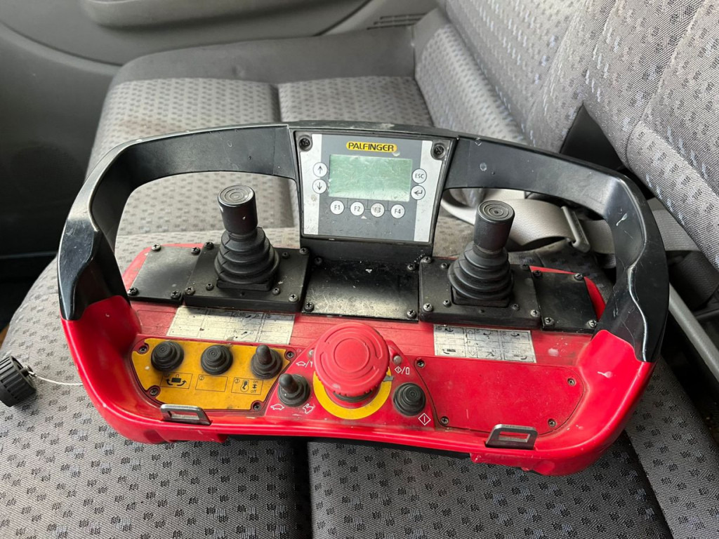 NISSAN (E) NISSAN (E) Cabstar Hubarbeitsbühne 35.13 Palfinger 14mtr - LKW mit Arbeitsbühne: das Bild 5 NISSAN (E) NISSAN (E) Cabstar Hubarbeitsbühne 35.13 Palfinger 14mtr - LKW mit Arbeitsbühne: das Bild 5