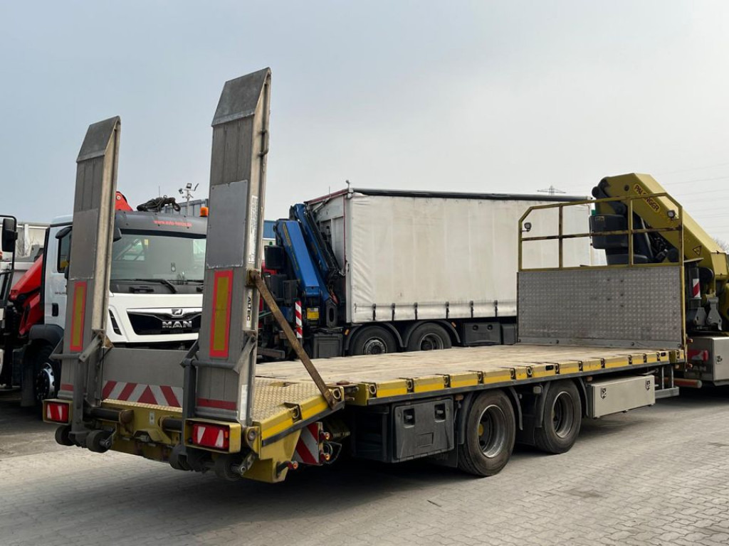 STEHMANN Tandemtieflader ZZP 18 Tiefladeranhänger Twistlock - Tieflader Anhänger: das Bild 3 STEHMANN Tandemtieflader ZZP 18 Tiefladeranhänger Twistlock - Tieflader Anhänger: das Bild 3