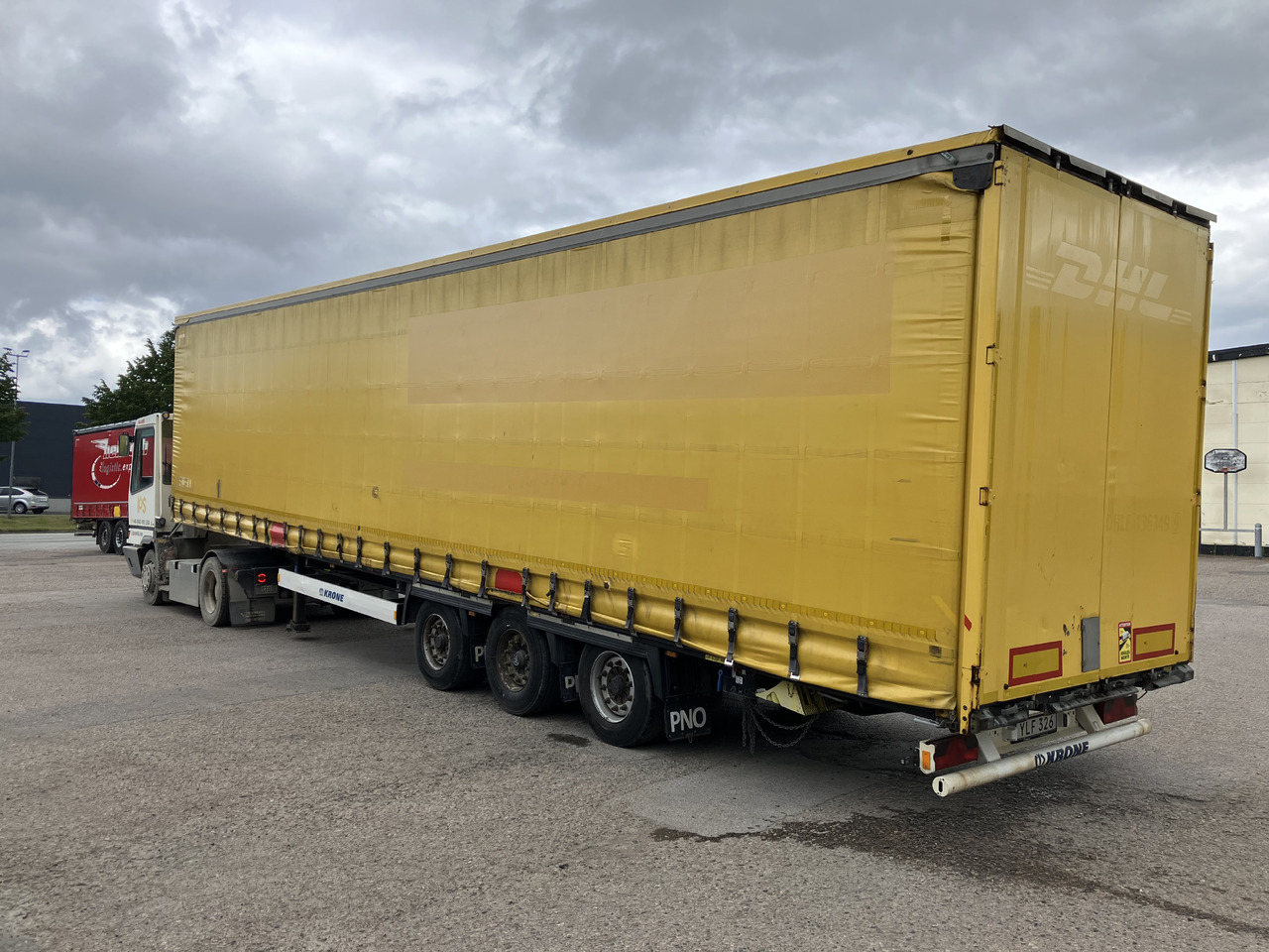 KRONE MEGA CURTAIN - LIFTING ROOF - HUCKEPACK - Planenauflieger: das Bild 2 KRONE MEGA CURTAIN - LIFTING ROOF - HUCKEPACK - Planenauflieger: das Bild 2