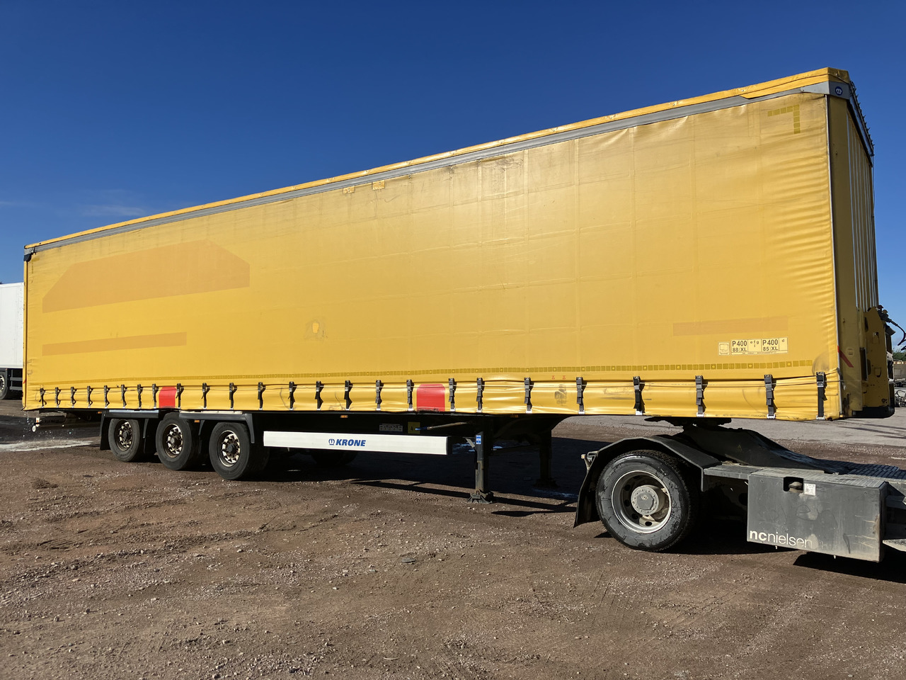 KRONE MEGA CURTAIN - LIFTING ROOF - HUCKEPACK - Planenauflieger: das Bild 1 KRONE MEGA CURTAIN - LIFTING ROOF - HUCKEPACK - Planenauflieger: das Bild 1
