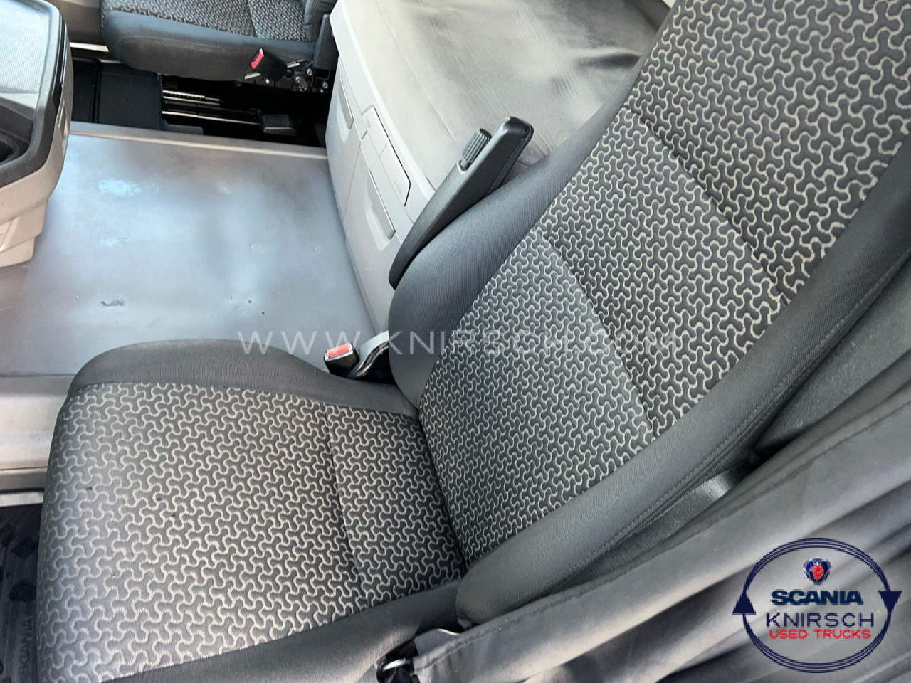 SCANIA R450A4X2NA PTO ADR FL - Sattelzugmaschine: das Bild 4 SCANIA R450A4X2NA PTO ADR FL - Sattelzugmaschine: das Bild 4