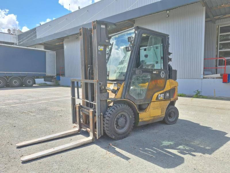 Caterpillar DP25NT - Dieselstapler: das Bild 1 Caterpillar DP25NT - Dieselstapler: das Bild 1