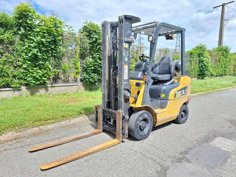 Caterpillar GP20CN - Treibgasstapler: das Bild 1 Caterpillar GP20CN - Treibgasstapler: das Bild 1