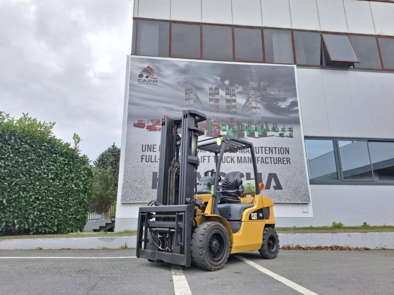 Caterpillar GP30NTD - Treibgasstapler: das Bild 1 Caterpillar GP30NTD - Treibgasstapler: das Bild 1