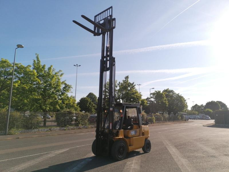 Caterpillar GP40KL - Treibgasstapler: das Bild 5 Caterpillar GP40KL - Treibgasstapler: das Bild 5