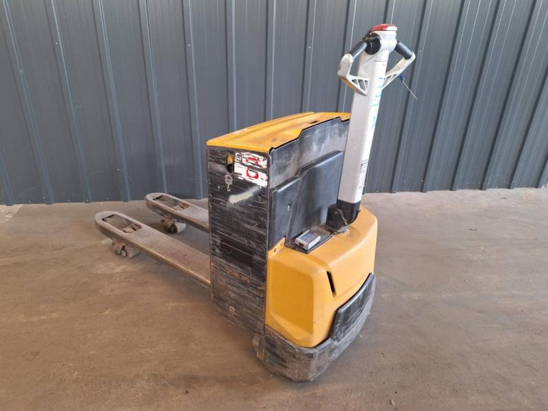 Caterpillar NPP20N2 - Niederhubwagen: das Bild 2 Caterpillar NPP20N2 - Niederhubwagen: das Bild 2
